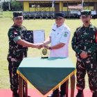Kapoksahli Pangdam XII/Tanjungpura Brigjen TNI Nursyamsudin, Wakil Bupati Kapuas Dodo dan Dandim 1011/Kuala Kapuas, Letkol Inf Pamungkas Army Saputro di momen upacara penutupan TMMD Imbangan ke-124, Rabu (4/6/2025). 