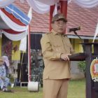 Bupati Kapuas HM Wiyatno menjadi Inspektur Upacara Pembukaan TMMD Imbangan ke-124 Tahun Anggaran 2025 di Halaman Sekolah SDN 1 Lamunti Permai, Kecamatan Mantangai, Selasa (6/5/2025).