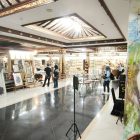 Rombongan PWI Kapuas saat mengunjungi pameran IKM di Taman Budaya Bali, Jumat (7/11/2025) siang