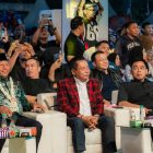 Bupati Kapuas HM Wiyatno bersama Sekretaris Daerah Kabupaten Kapuas Usis I Sangkai menghadiri Peringatan Hari Jadi ke-66 Kabupaten Barito Kuala Tahun 2026 yang berlangsung meriah di Stadion 5 Desember, Minggu (4/1/2026).