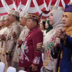Bupati Kapuas Hadiri upacara Peringatan Hari jadi Kabupaten Pulang pisau ke 24 yang bertempat di halaman kantor Bupati Pulang pisau. 