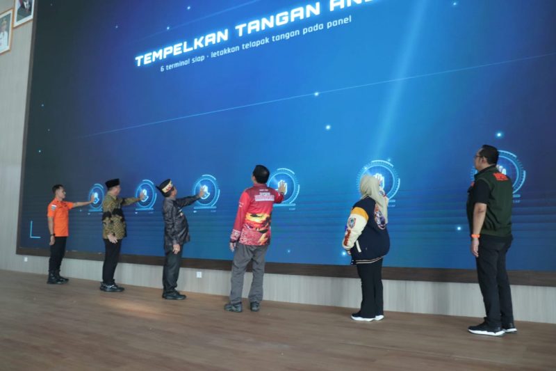 Bupati Kapuas pada acara Lauching Akses Mitra Talenta dan pelatihan manajemen dasar kebencanaan ASN di Aula Tingang Menteng Kantor Bupati Kapuas, Jumat (18/9/2026).