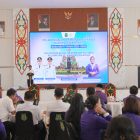 Bupati Kapuas H. Muhammad Wiyatno saat memberikan sambutan setelah melantik Tim Pembina Posyandu Kabupaten Kapuas Masa Bakti 2025–2029 serta Ketua Tim Pembina Posyandu Kecamatan se-Kabupaten Kapuas, bertempat di Hall Rumah Jabatan Bupati Kapuas, Rabu (20/5/2026).