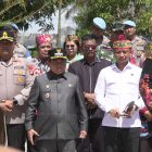 Bupati Kapuas HM Wiyatno menghadiri kegiatan Penilaian Lomba Kampung Bebas dari Narkoba Tingkat Nasional sekaligus menyambut kedatangan Ketua Tim Penilai dari Bareskrim Polri, Kombes Pol Witarsa Aji beserta seluruh anggota tim, yang akan melaksanakan penilaian di Kabupaten Kapuas. Kegiatan tersebut berlangsung di Halaman Kantor Kelurahan Selat Utara, Jumat (26/6/2026).
