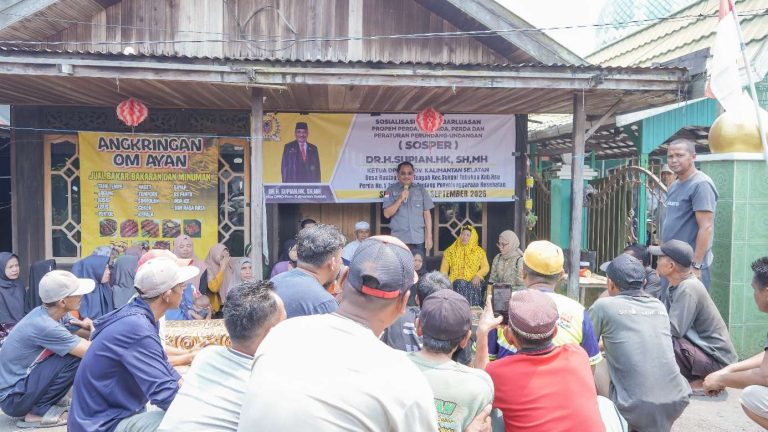 Ketua DPRD Provinsi Kalimantan Selatan H Supian HK, gelar sosialisasi Peraturan Daerah (Sosper) Provinsi Kalimantan Selatan (Kalsel) Nomor 1 Tahun 2021 tentang Penyelenggaraan Kesehatan di Desa Rantau Bujur Hulu, Kecamatan Sungai Tabukan, Kabupaten Hulu Sungai Utara, Selasa (1/9/2026).