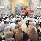 Bupati Kapuas HM Wiyatno didampingi jajaran Pemkab Kapuas saat melaksanakan Safari Ramadhan di Masjid Mihrabul Muhajirin, Handel Melati, Desa Mawar Mekar, Kecamatan Pulau Petak, Senin (2/3/2026).