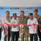 Dandim 1011/Klk Letkol Inf Pamungkas Army Saputro, S. Sos., S.Li., M.Sc hadiri peluncuran Koperasi Desa/Kelurahan Merah Putih secara serentak di seluruh Indonesia oleh Presiden Prabowo Subianto. Peresmian operasionalisasi koperasi pertama di wilayah Kapuas dilaksanakan di Desa Palingkau Asri, Kecamatan Kapuas Murung, Sabtu (16/5/2026) pukul 11.30 WIB.