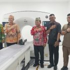 Anggota DPRD Kabupaten Kapuas, Arhensa Mullah Muhammad dan Thosibae Limin, menghadiri peresmian layanan Computed Tomography (CT) Scan di RSUD dr. H. Soemarno Sosroatmodjo, Senin (29/6/2026).