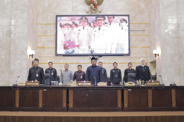 Rapat paripurna DPRD Kalsel