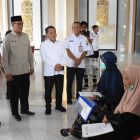 Bupati Kapuas HM Wiyatno meninjau langsung pelaksanaan perekaman dan pembuatan paspor bagi calon jemaah haji Kabupaten Kapuas Tahun 2027 yang dilaksanakan di Mall Pelayanan Perizinan (MPP), Jalan Jepang, Kuala Kapuas, Rabu (2/9/2026).
