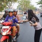 Momen Hari Olahraga Nasional (Haornas) ke-43 Tahun 2026, Dispora Kalsel gelar gowes disertai kegiatan pembagian masker di halaman Kantor Dispora Kalsel, Banjarmasin, Sabtu (19/9/2026) pagi.