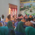 Camat Tamban Catur Syaiful Fadjri, S.STP., MPA., menyampaikan arahan pada Rapat Koordinasi Lintas Sektor Kecamatan Tamban Catur, Senin, (05/10/2026)